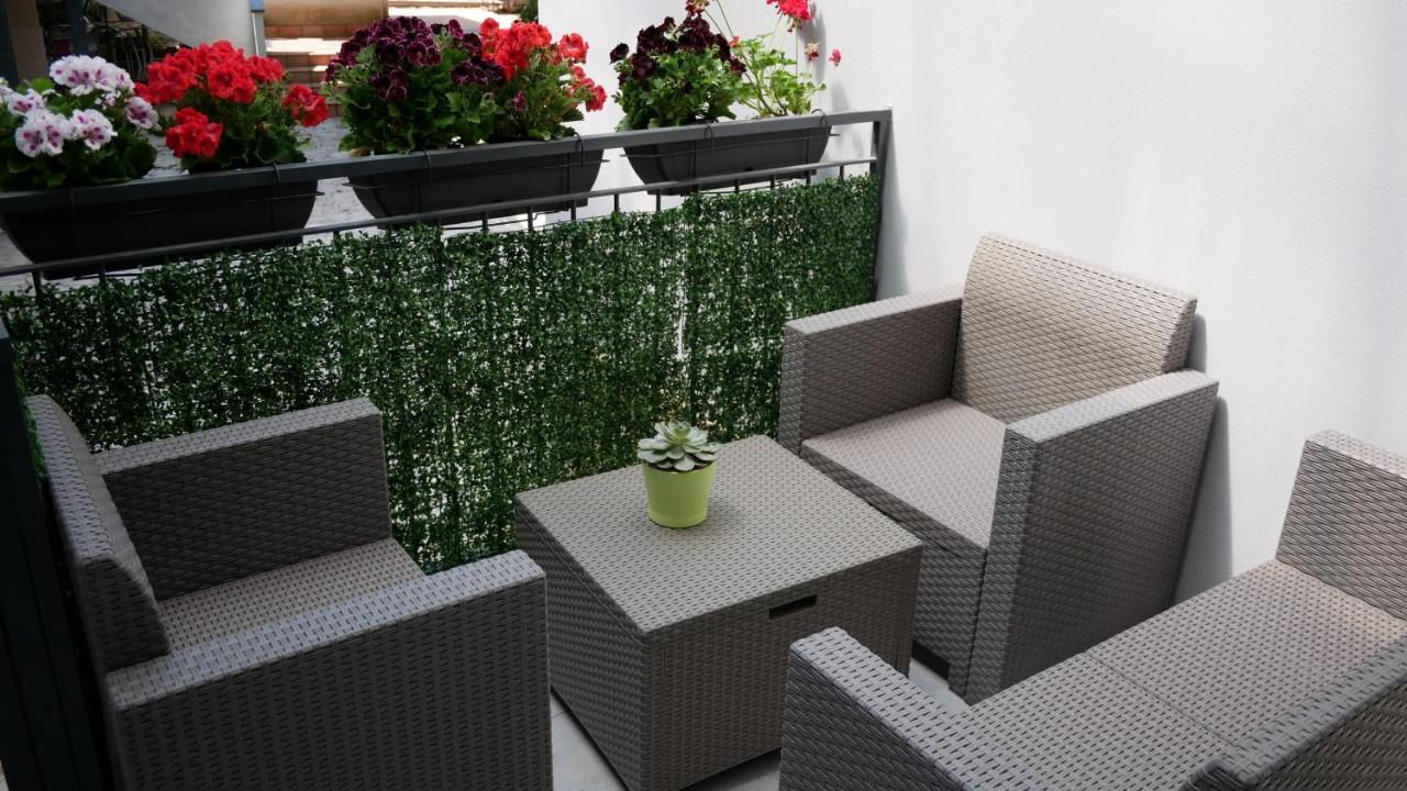 Terminal 1 Guest House Napoli Eksteriør bilde