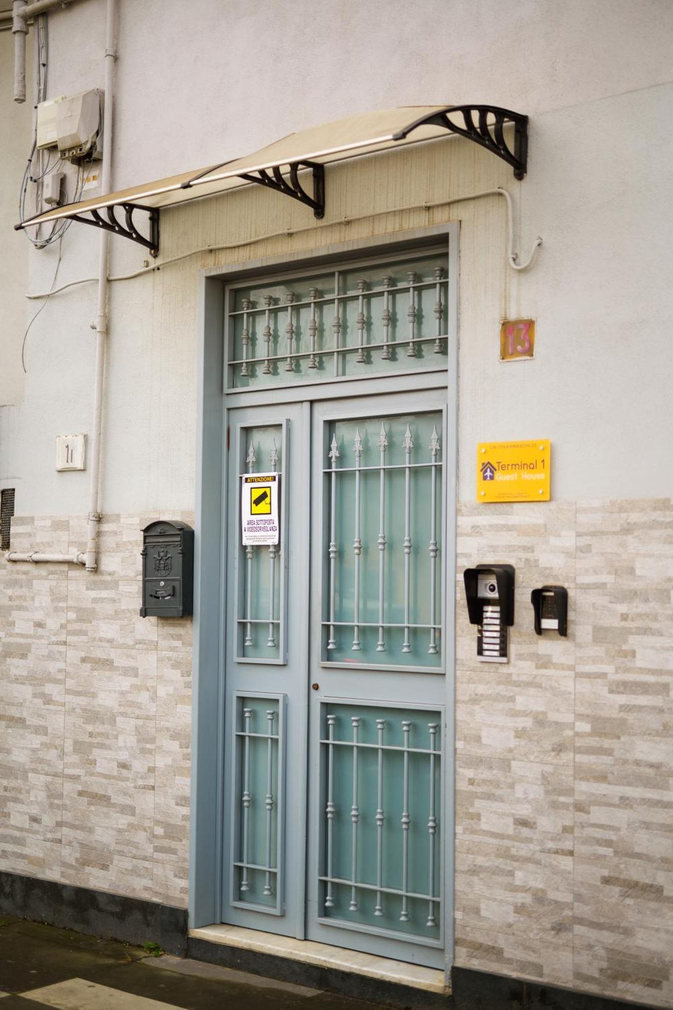 Terminal 1 Guest House Napoli Eksteriør bilde